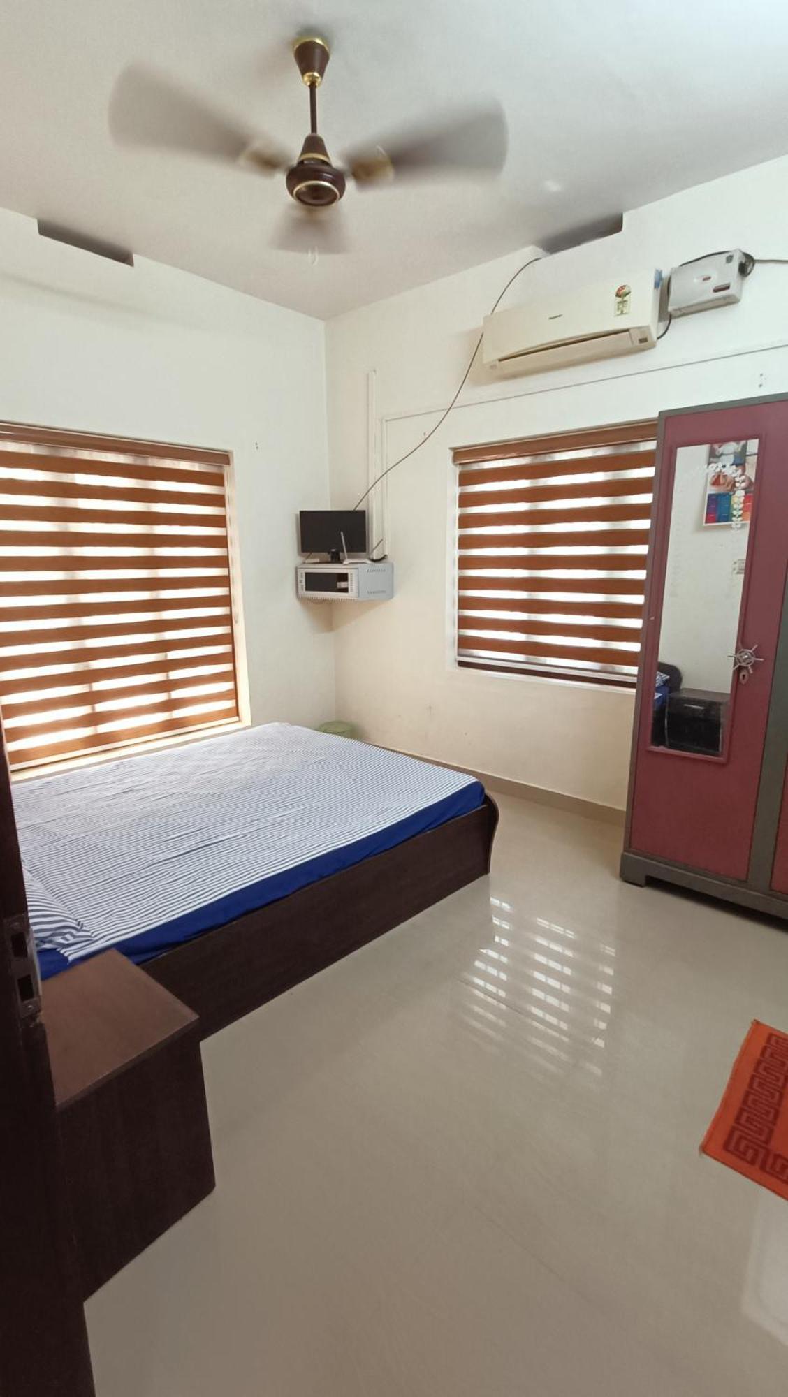 Mom'S Villa Nedumbassery Buitenkant foto