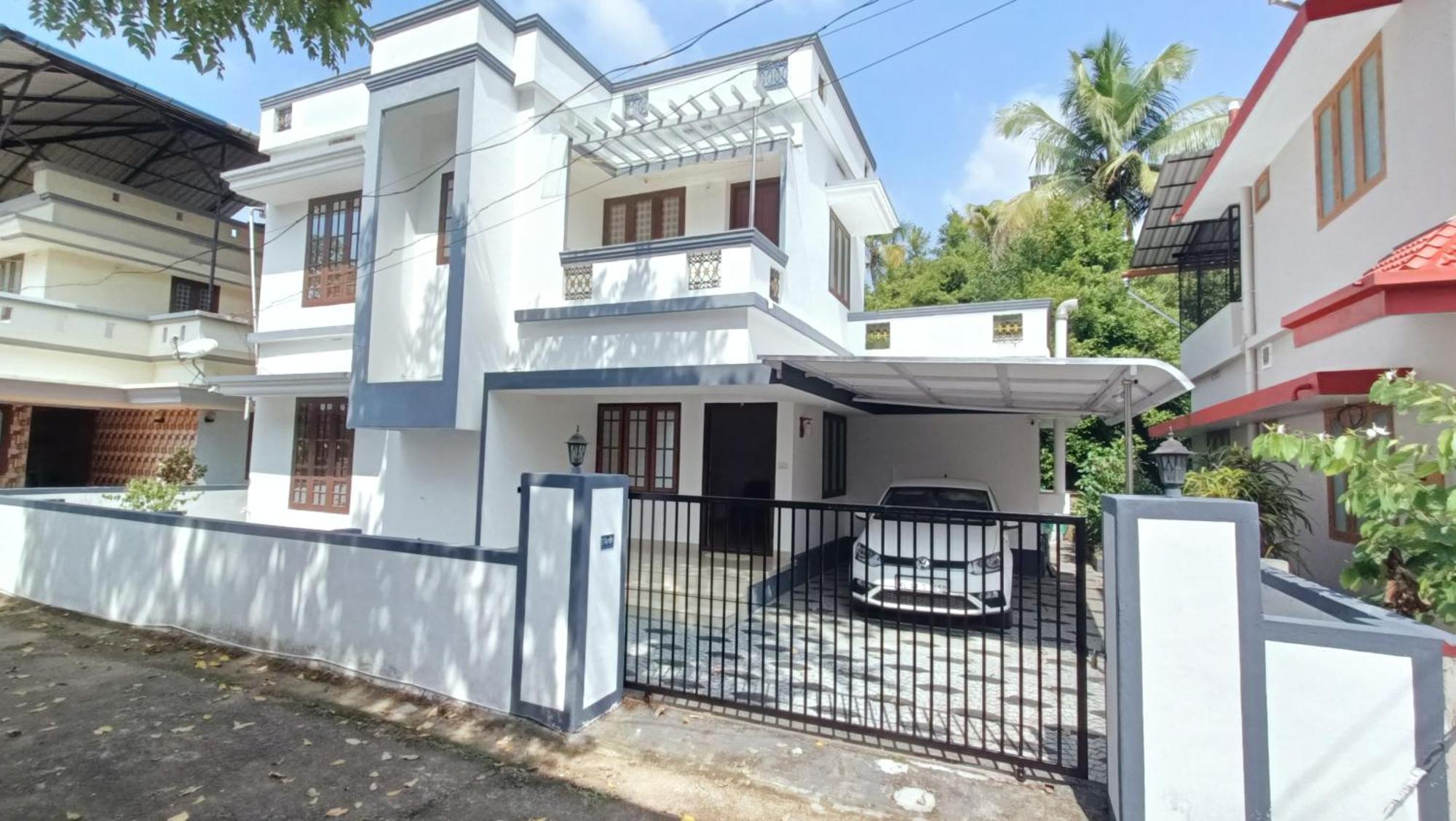 Mom'S Villa Nedumbassery Buitenkant foto
